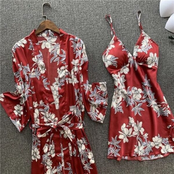 Ensemble robe et peignoir en soie impression floral